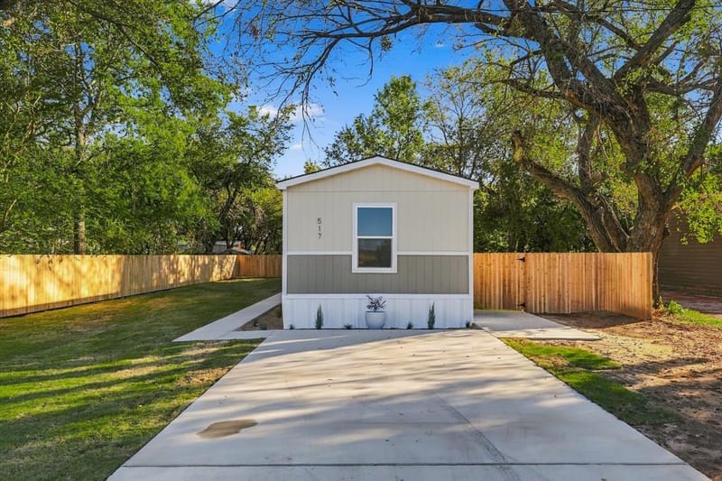 517 Main Street, Bridgeport TX 76426 - Photo 30