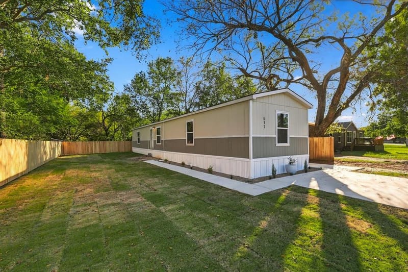 517 Main Street, Bridgeport TX 76426 - Photo 25