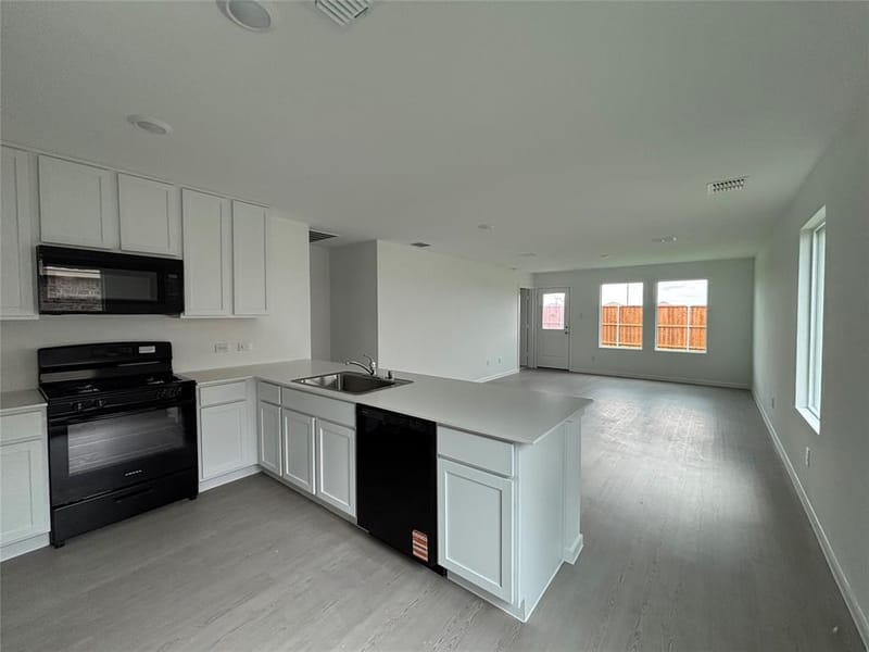 3041 Campeiro Avenue, Providence Village TX 76227 - Photo 17