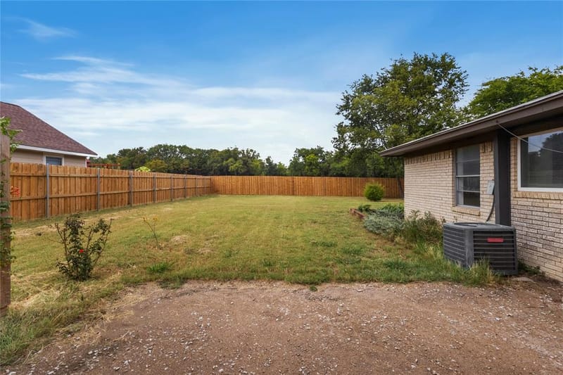 1240 E Jefferson Street, Van Alstyne TX 75495 - Photo 23