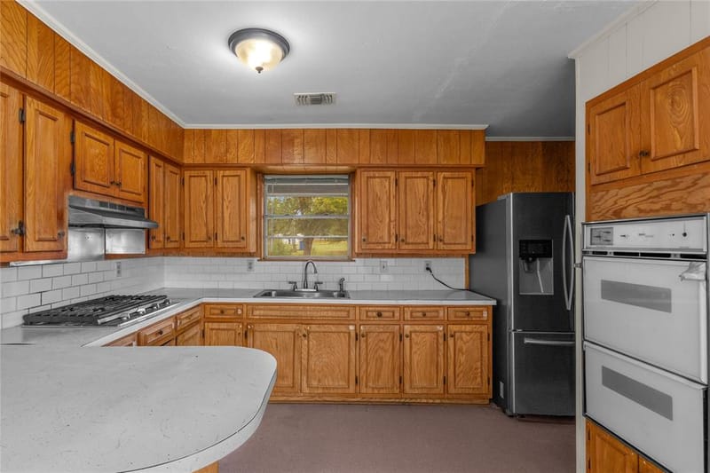 1240 E Jefferson Street, Van Alstyne TX 75495 - Photo 8