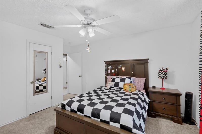 2060 Trailwood Drive W, Burleson TX 76028 - Photo 15