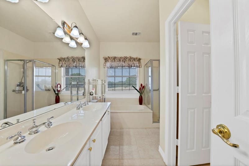 1607 Masters Drive, DeSoto TX 75115 - Photo 17
