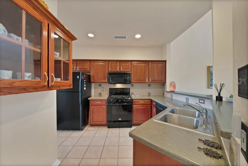 1607 Masters Drive, DeSoto TX 75115 - Photo 8