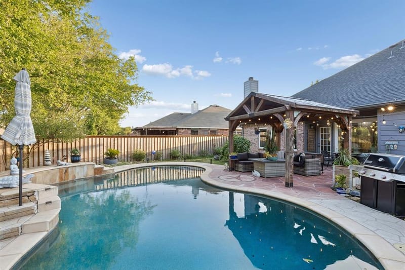 10404 Bear Creek Trail, Fort Worth TX 76244 - Photo 20