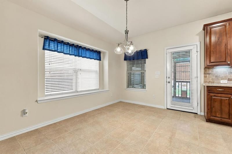 1629 Falconet Court, Carrollton TX 75010 - Photo 16