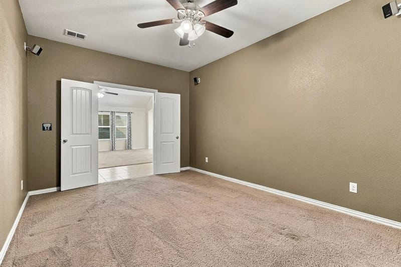 1629 Falconet Court, Carrollton TX 75010 - Photo 25