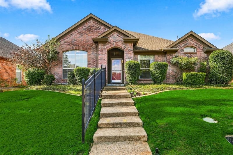 1216 Tanner Drive, Lewisville TX 75077