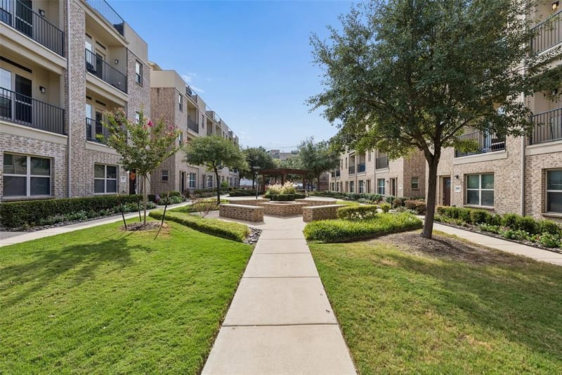 1303 Rancho Mirage Drive, Dallas TX 75204 - Photo 33