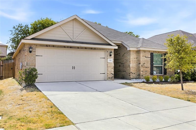 124 Morning Glory Drive, Sanger TX 76266 - Photo 3