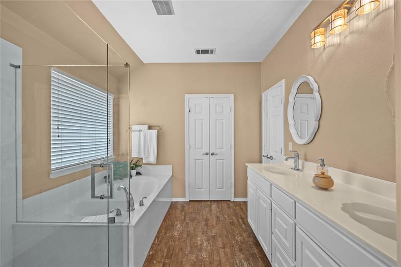 2402 Mallory Drive, Corinth TX 76210 - Photo 15