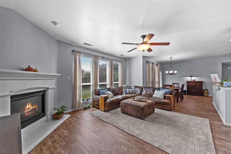 2402 Mallory Drive, Corinth TX 76210 - Photo 4