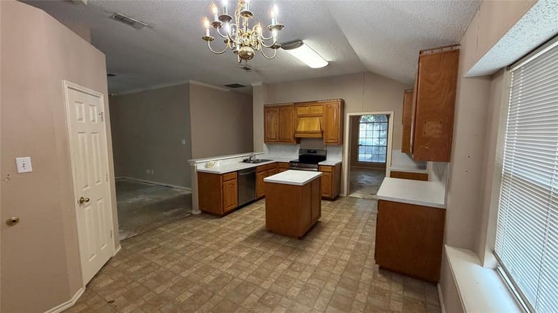 2718 High Pointe Boulevard, McKinney TX 75071 - Photo 7