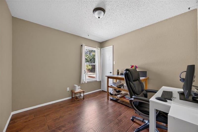 203 Briarglen Drive, Cedar Hill TX 75104 - Photo 23