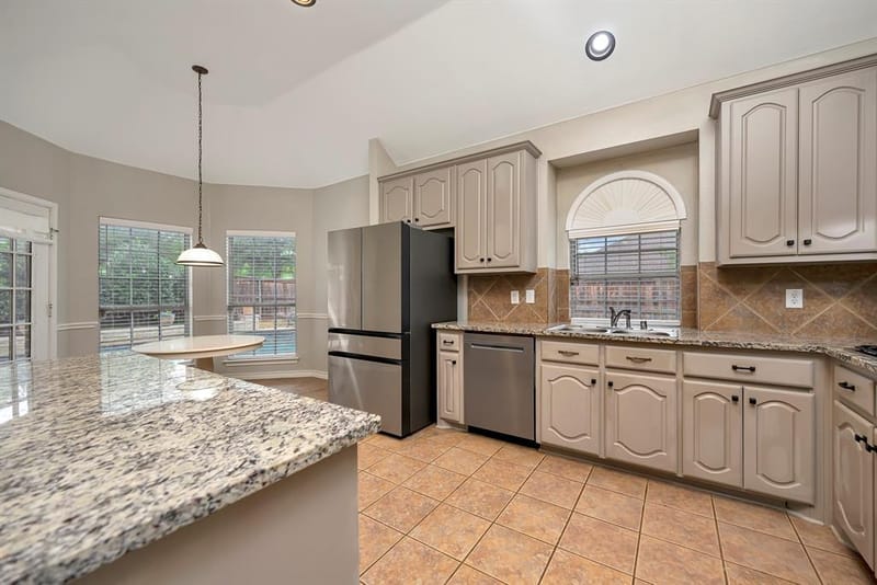 9209 Bayard Street, Fort Worth TX 76244 - Photo 3