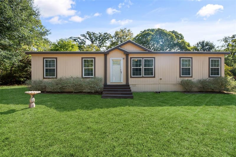 110 Wooded Creek Drive, Athens TX 75751