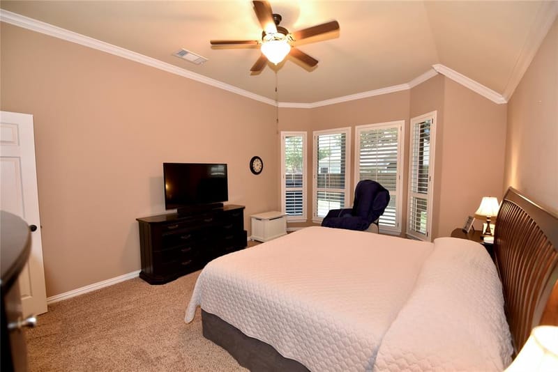 4124 Bonita Avenue, Denton TX 76210 - Photo 7