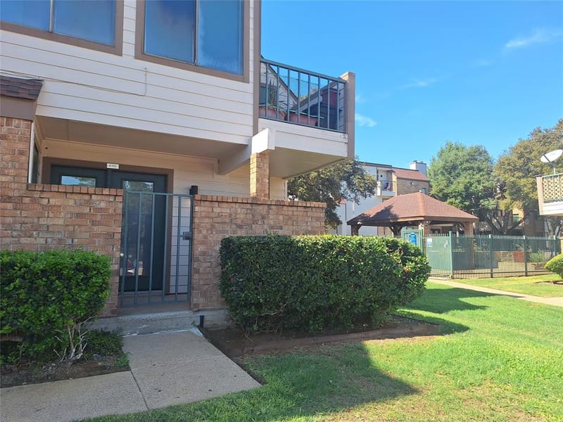 2309 Balsam Drive # K103, Arlington TX 76006 - Photo 2