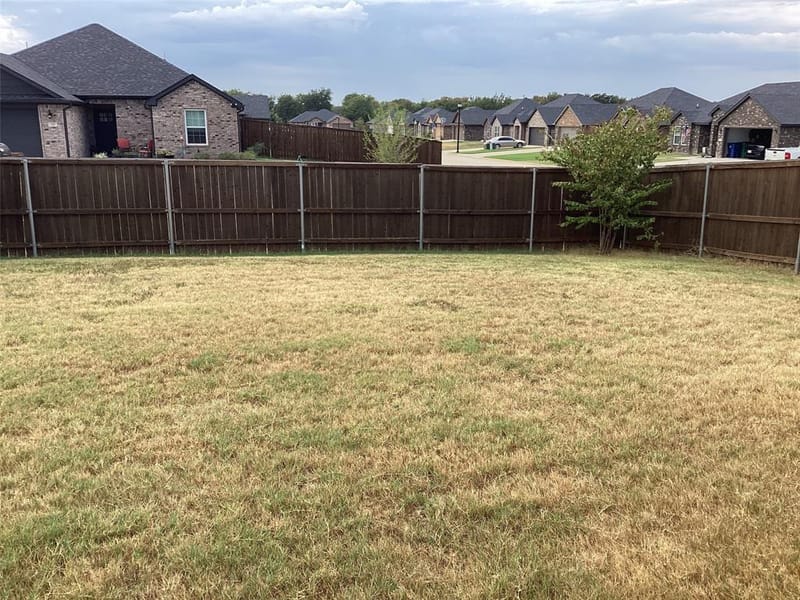 122 NORTH MEADOWS Street, Pottsboro TX 75076 - Photo 6