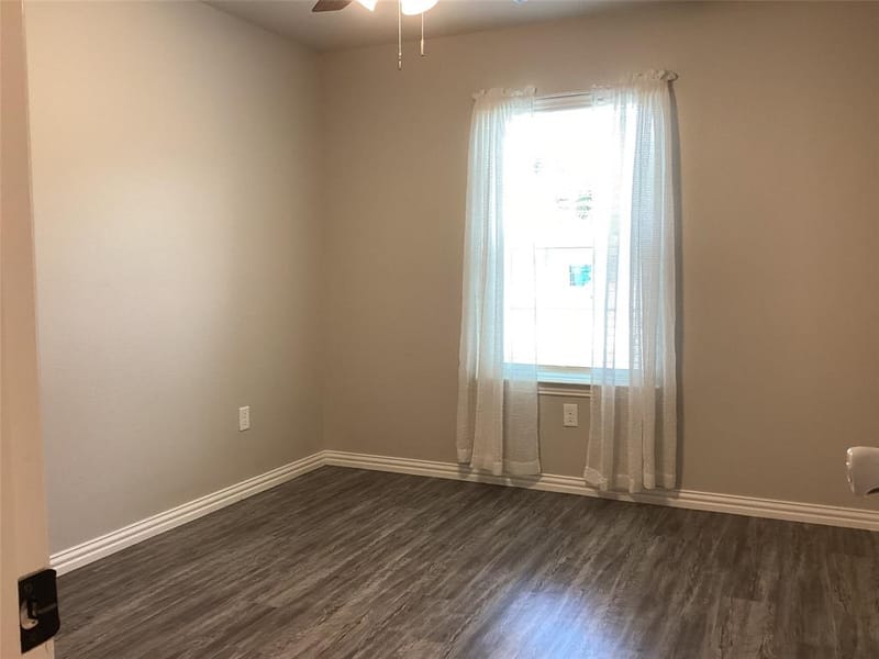 122 NORTH MEADOWS Street, Pottsboro TX 75076 - Photo 19