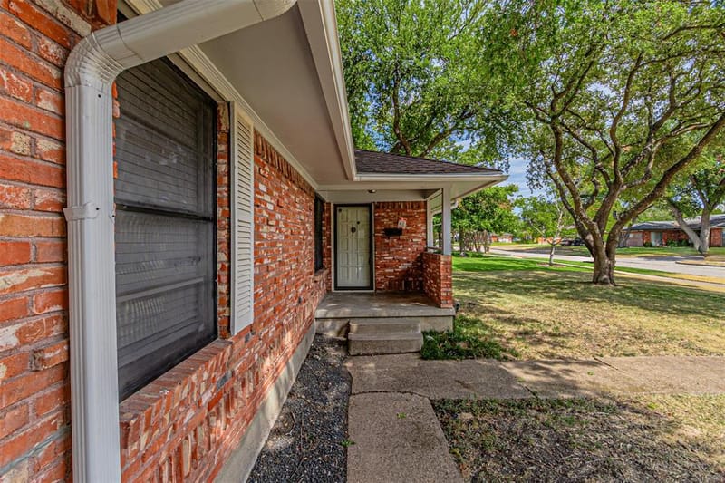 216 S Lois Lane, Richardson TX 75081 - Photo 6
