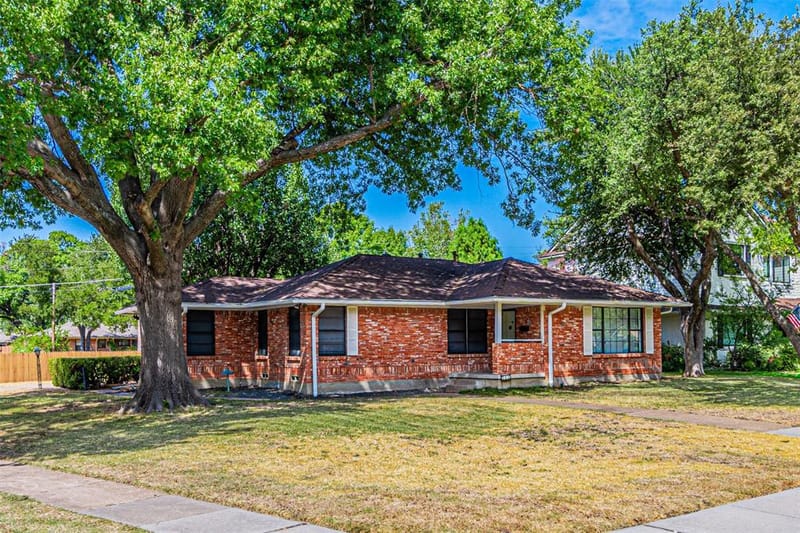 216 S Lois Lane, Richardson TX 75081 - Photo 3