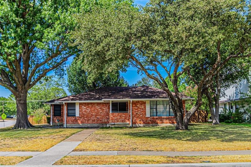 216 S Lois Lane, Richardson TX 75081