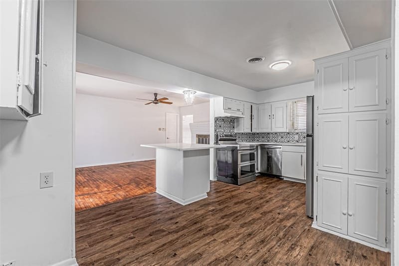 216 S Lois Lane, Richardson TX 75081 - Photo 15