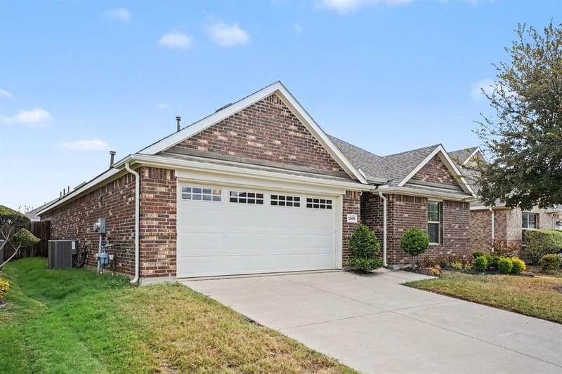 2606 Middleton Road, Glenn Heights TX 75154 - Photo 4