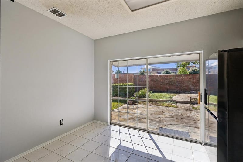 428 Arbor Creek Drive, Euless TX 76039 - Photo 15