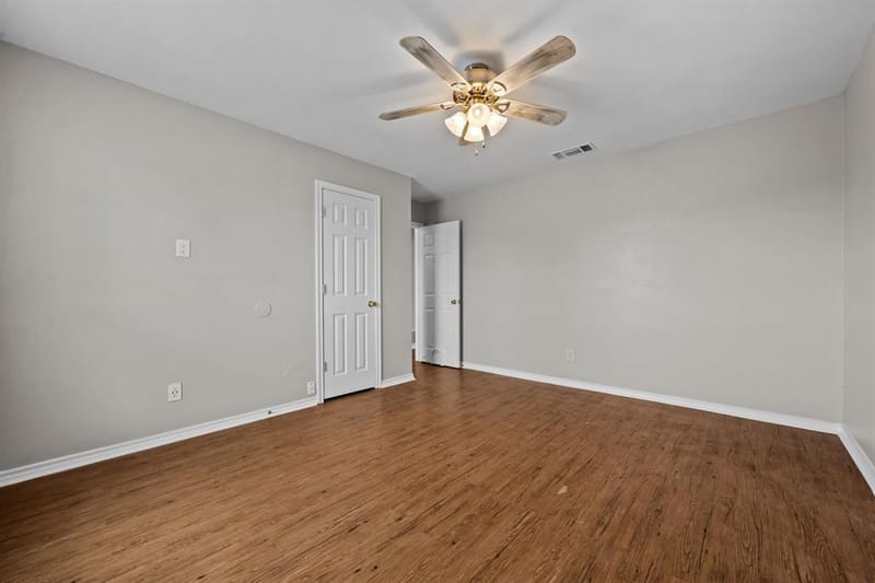 3904 Country Meadows Road, Granbury TX 76049 - Photo 32