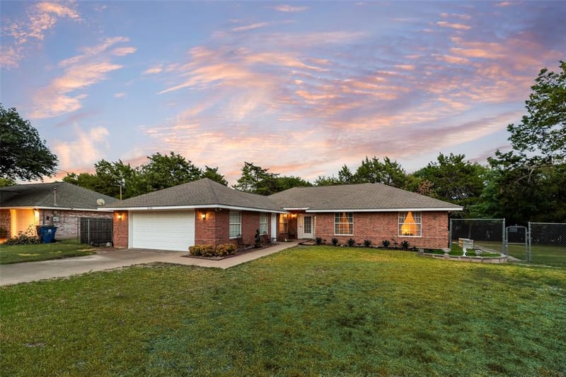 5120 Cliff Haven Drive, Dallas TX 75236