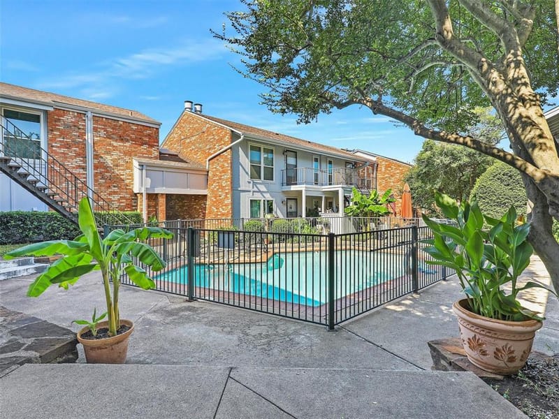 4317 Hartford Street # 102, Dallas TX 75219