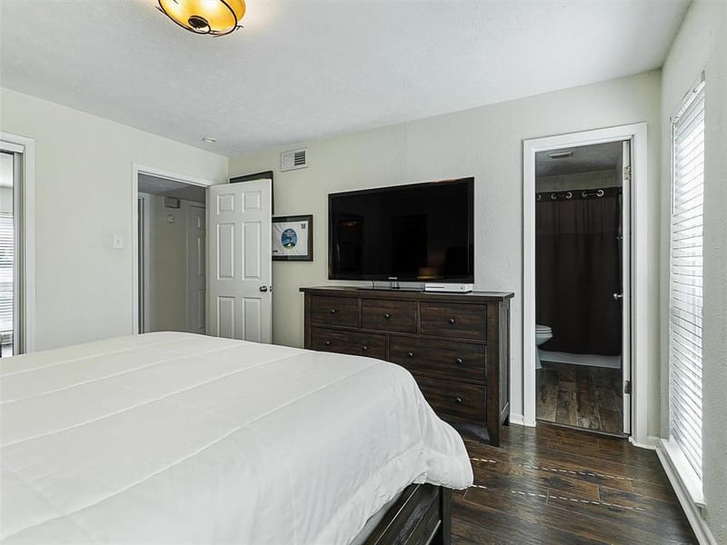 4317 Hartford Street # 102, Dallas TX 75219 - Photo 11