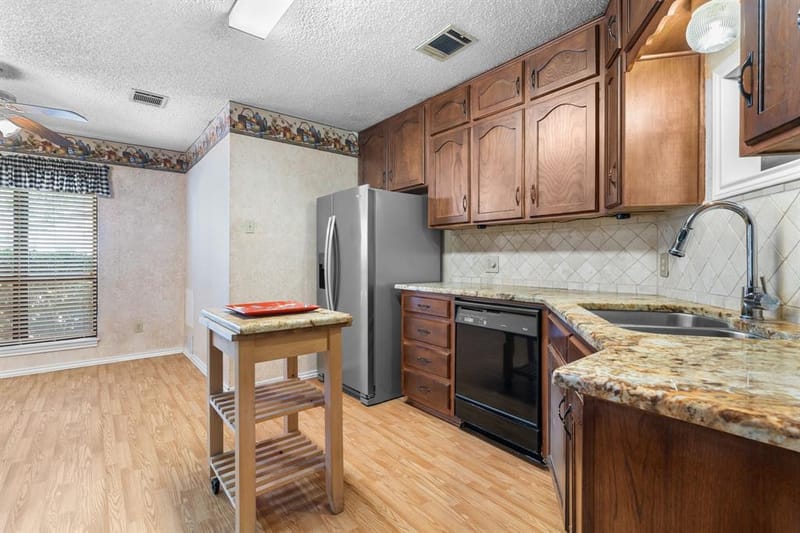 544 Jason Street, Robinson TX 76706 - Photo 9