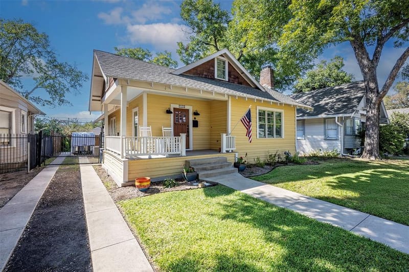 1604 S Adams Street, Fort Worth TX 76104