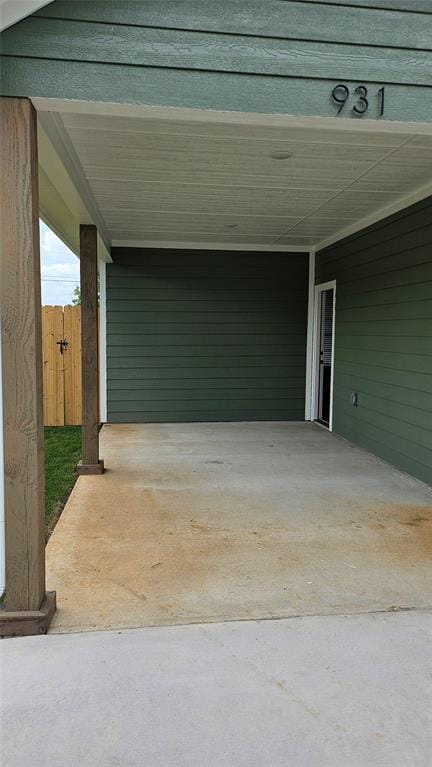 931 W Elm Street, Denison TX 75020 - Photo 2