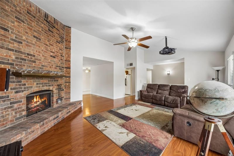 2312 Havenwood Drive, Arlington TX 76018 - Photo 5