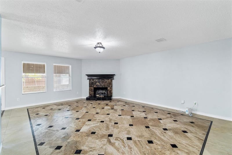 611 Pondview Drive, Cedar Hill TX 75104 - Photo 2