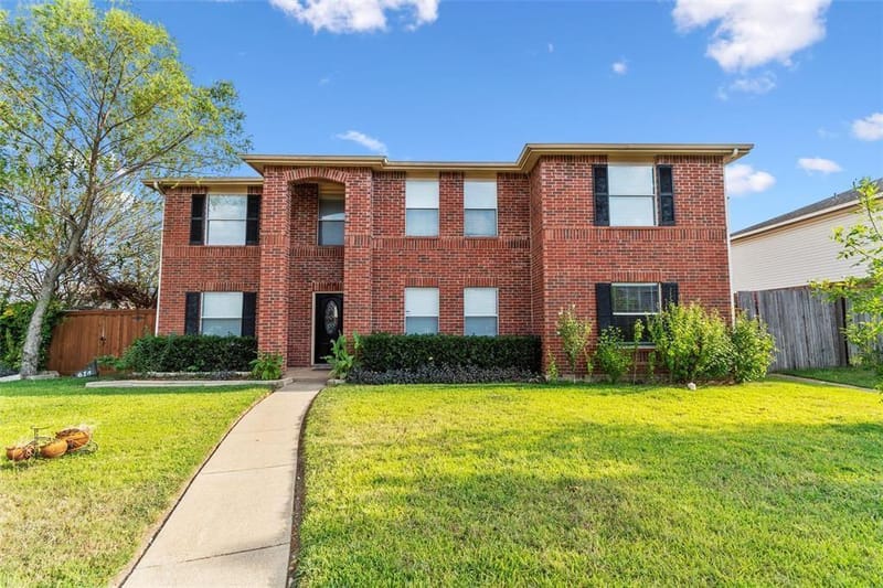 611 Pondview Drive, Cedar Hill TX 75104