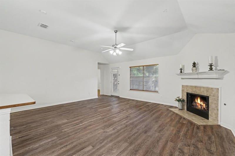 1235 Clearwater Drive, Grand Prairie TX 75052 - Photo 7