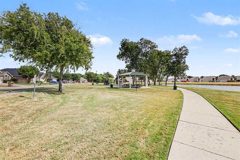 1235 Clearwater Drive, Grand Prairie TX 75052 - Photo 25