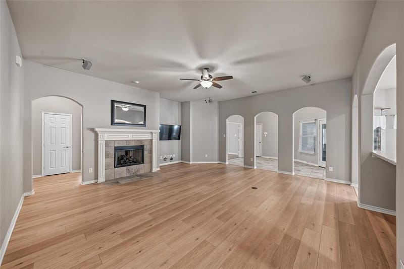 1009 Greenview Lane, Savannah TX 76227 - Photo 12