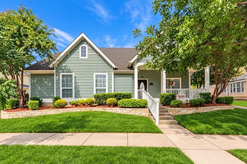1009 Greenview Lane, Savannah TX 76227
