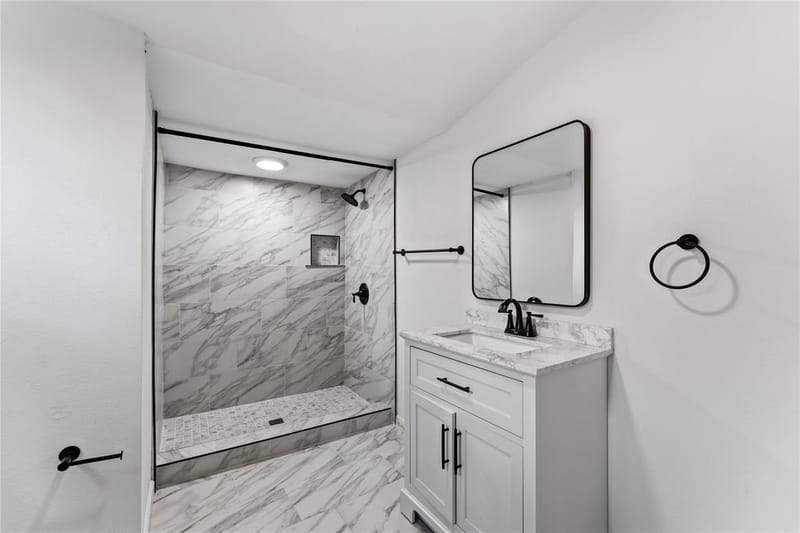 2123 Burnett Avenue, Waco TX 76706 - Photo 14