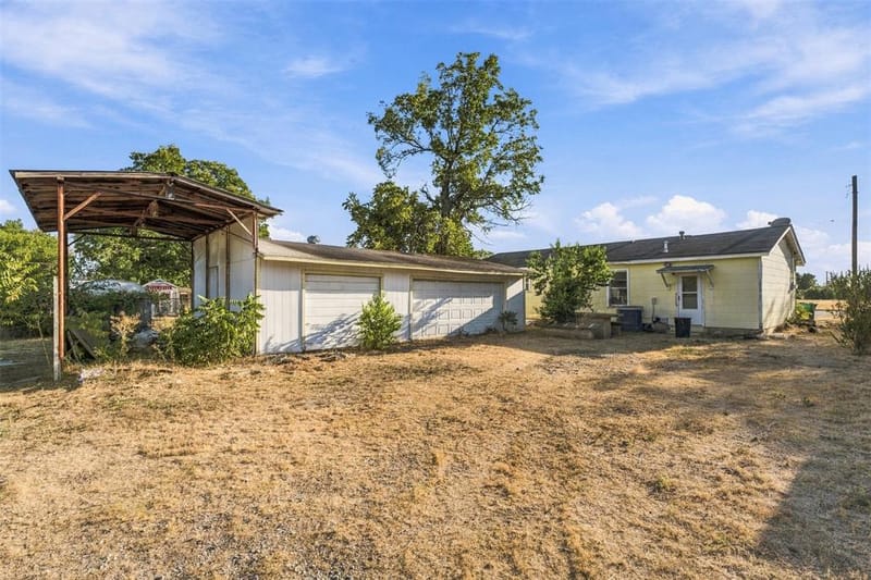 814 S Pierce Street, McGregor TX 76657 - Photo 12