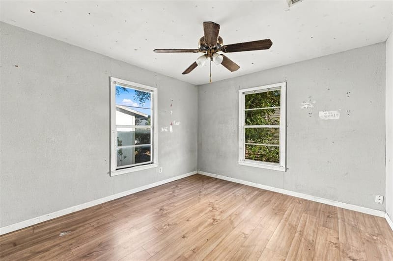 814 S Pierce Street, McGregor TX 76657 - Photo 8