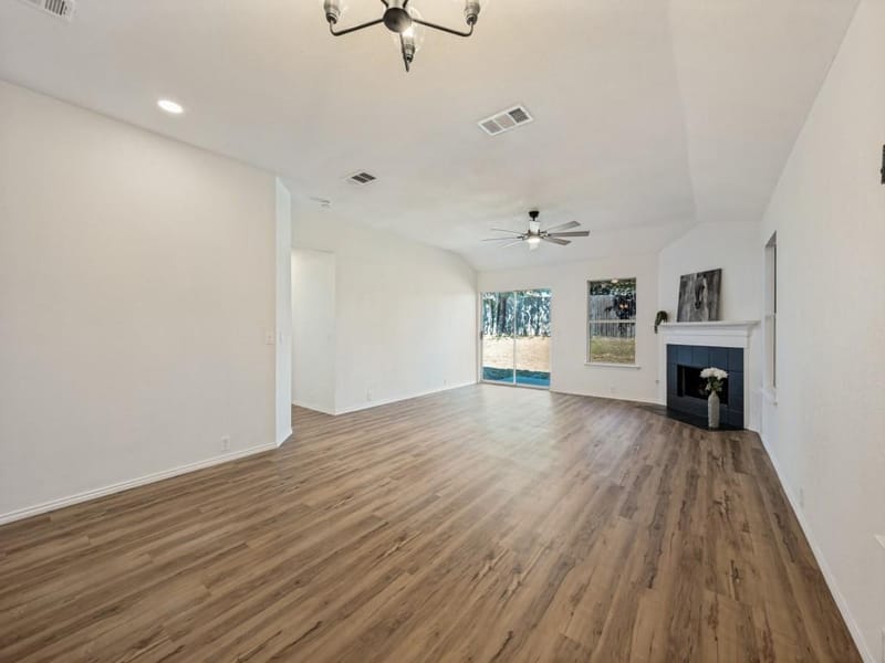1309 Dundee Drive, Arlington TX 76002 - Photo 7