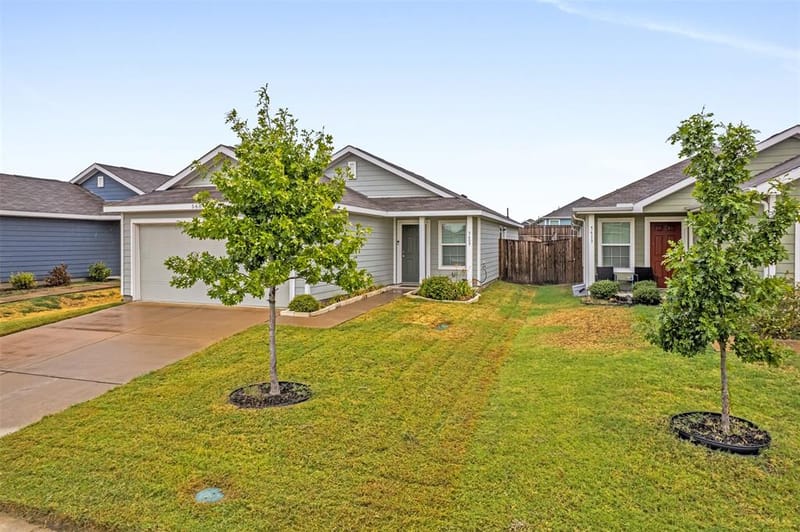 5609 Timber Point Drive, Princeton TX 75407 - Photo 2