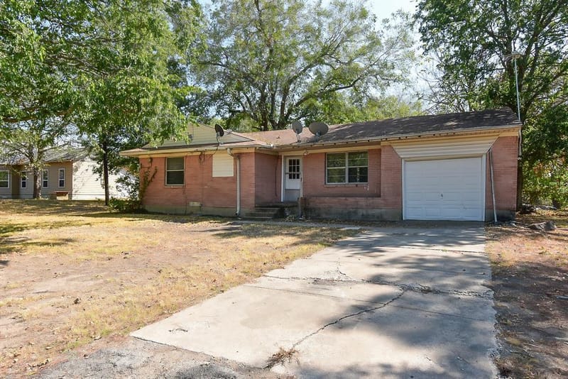 405 Fm 816, Wolfe City TX 75496 - Photo 2